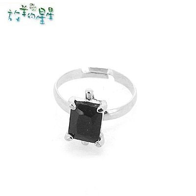 超低價(jià)林志穎放羊的星星經(jīng)典黑鉆戒